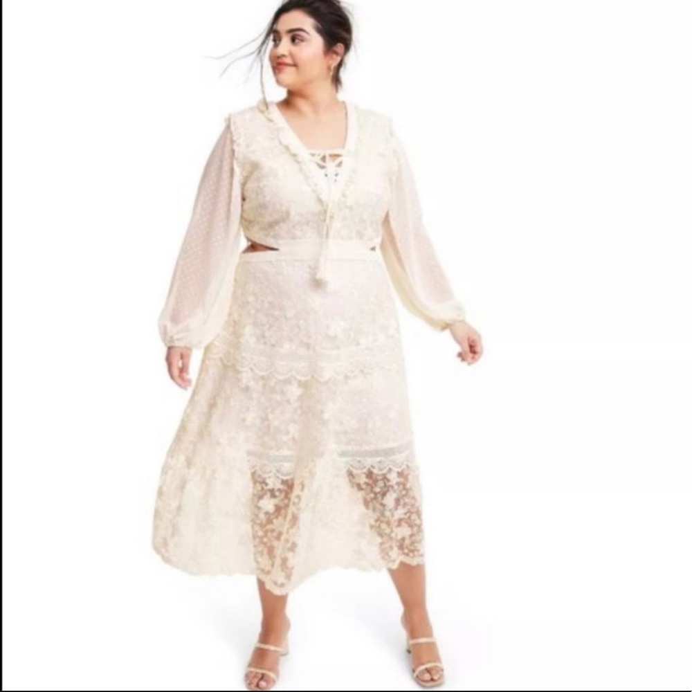 ALEXIS for Target Cream Lace Dress